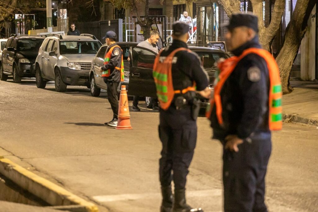 Personal de tránsito en Mendoza