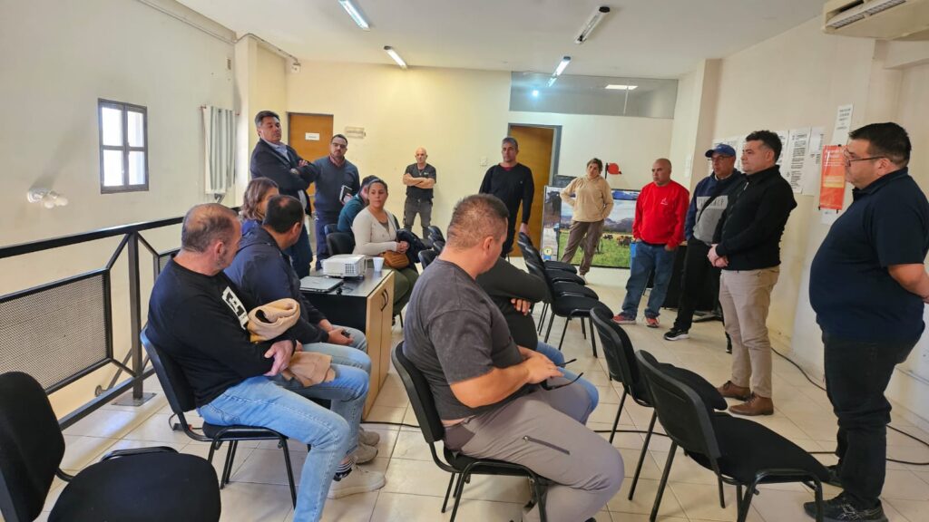 San Juan presentó la Ley de Desarrollo Minero en Iglesia y Jáchal