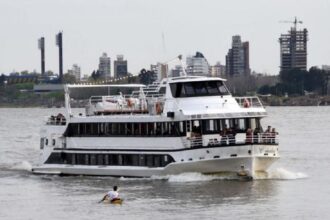 Barco Ciudad de RosarioBarco Ciudad de Rosario