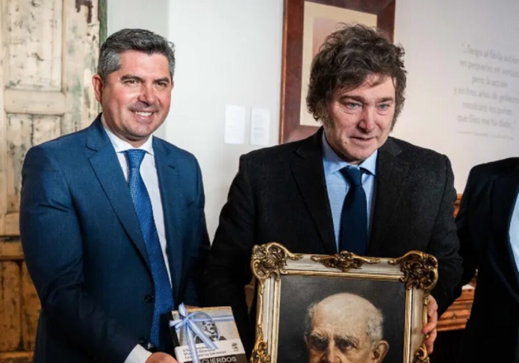 Marcelo Orrego. Javier Milei