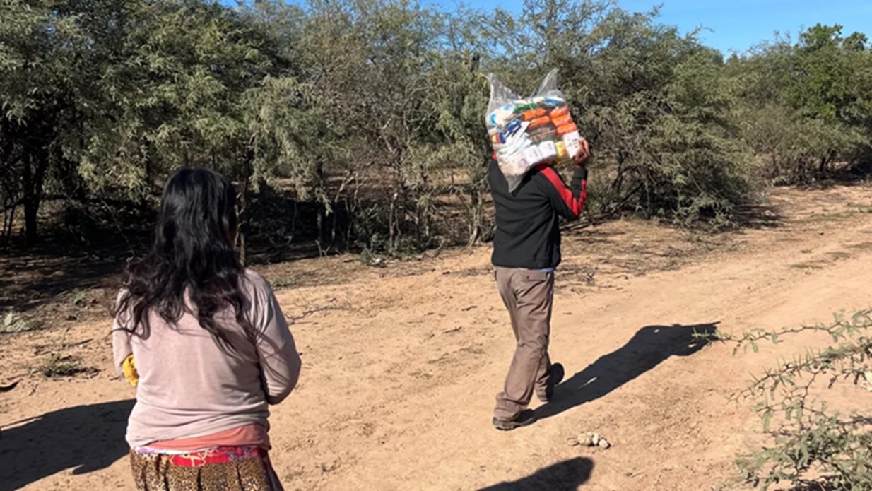 Entregan asistencia alimentaria a comunidades originarias de Salta
