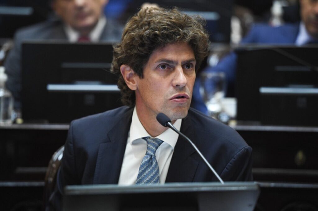 Martín Loustear