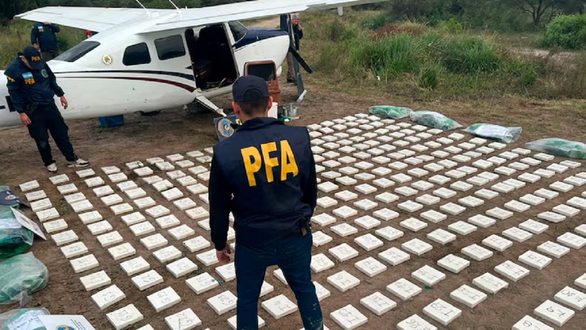 narcotráfico. avioneta. Santa Fe