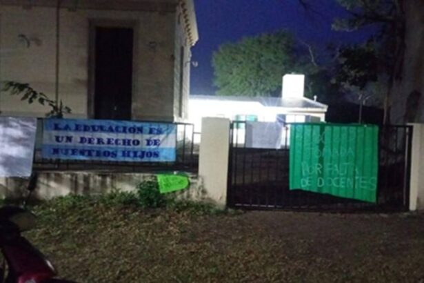 Padres tomaron una escuela en Catamarca por falta de docentes
