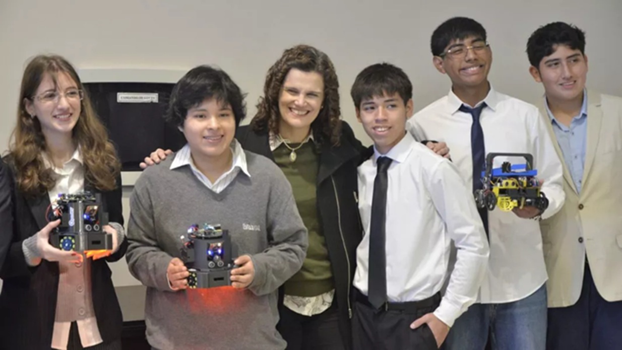 Jóvenes salteños representarán a la Argentina en el Mundial de Robótica
