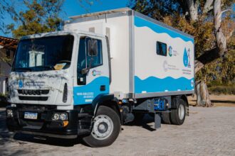 Aguas de Catamarca suma un moderno laboratorio móvil para monitorear la calidad del agua